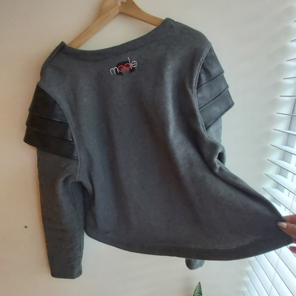 2/$30 Disney sweater  unique bateau neck oversized - Picture 7 of 16
